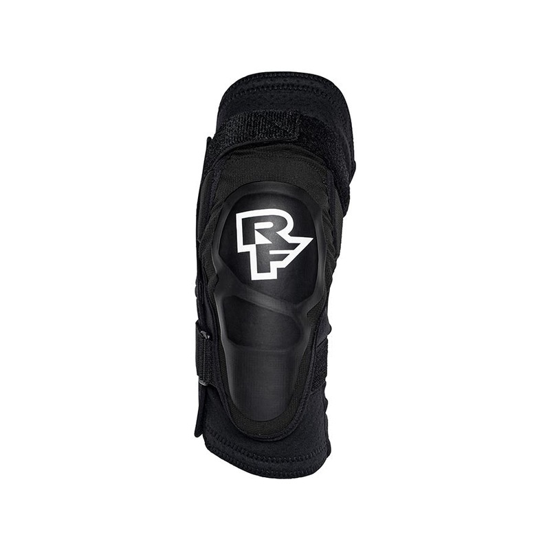 RaceFace Roam Knee Pad – Stealth Medium